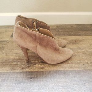 Banana Republic Booties Size 7